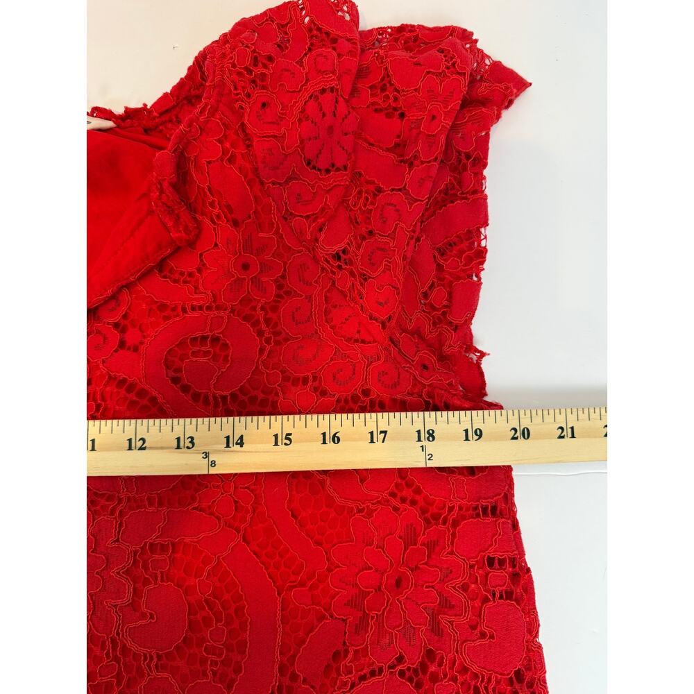 Nanette Lepore Red Lace Flutter Sleeve Top V-Neck Lined Size M - Picture 4 of 7